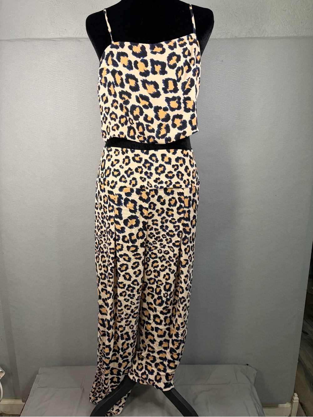 Victoria's Secret Leopard Print Wide-Leg Set in Beige, Black